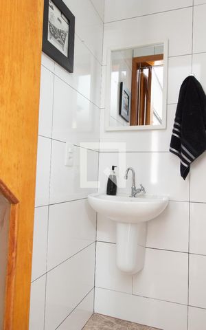 Casa à venda com 418m², 4 quartos e 6 vagasLavabo do Escritório