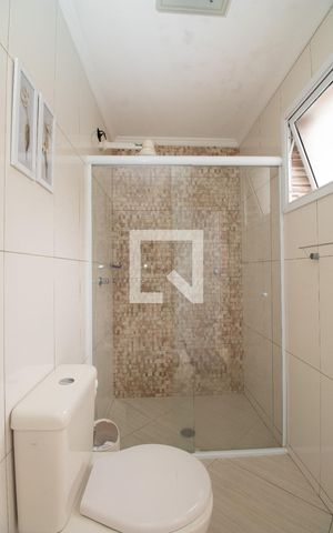 Casa à venda com 418m², 4 quartos e 6 vagasBanheiro da Piscina