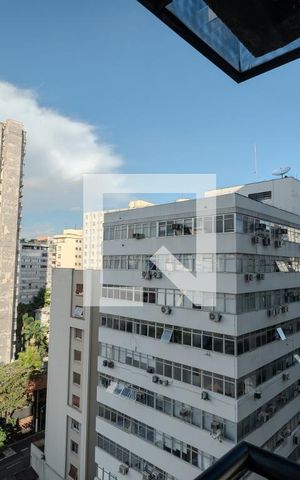 Apartamento à venda com 40m², 1 quarto e 1 vaga Apartamento à venda com 40m², 1 quarto e 1 vagaSacada