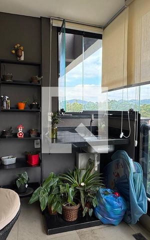 Apartamento à venda com 85m², 2 quartos e 2 vagasVaranda