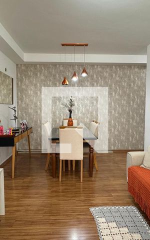 Apartamento à venda com 85m², 2 quartos e 2 vagasSala