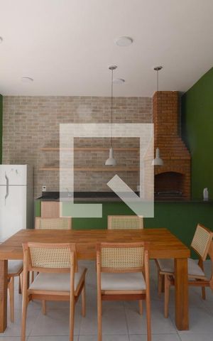 Apartamento para alugar com 35m², 2 quartos e sem vagaÁrea comum - Churrasqueira