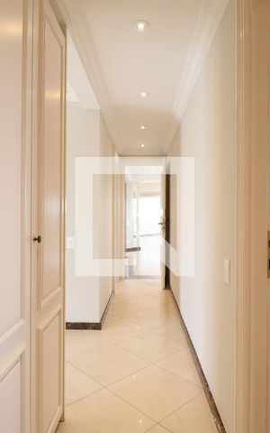 Apartamento à venda com 480m², 4 quartos e 5 vagasCorredor
