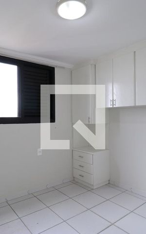 Apartamento à venda com 480m², 4 quartos e 5 vagasQuarto de Serviço 2