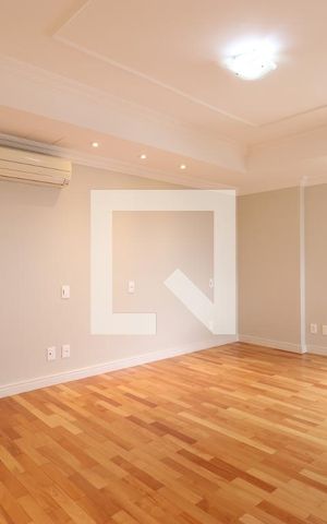 Apartamento à venda com 480m², 4 quartos e 5 vagasSuíte 2
