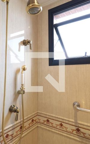 Apartamento à venda com 480m², 4 quartos e 5 vagasBanheiro da Suíte 1
