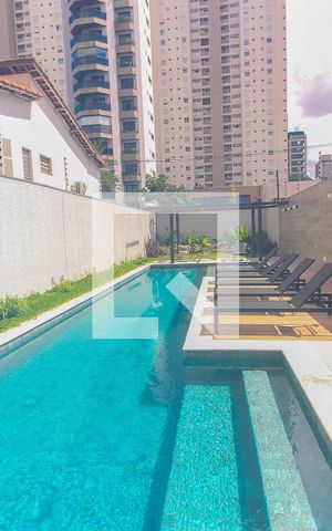 Apartamento à venda com 26m², 1 quarto e sem vaga Apartamento à venda com 26m², 1 quarto e sem vagaPiscina