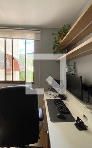 Apartamento à venda com 119m², 3 quartos e 1 vaga Apartamento à venda com 119m², 3 quartos e 1 vagaEscritório