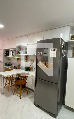 Apartamento à venda com 119m², 3 quartos e 1 vaga Apartamento à venda com 119m², 3 quartos e 1 vagaCozinha e Área de Serviço