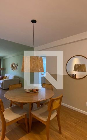 Apartamento à venda com 119m², 3 quartos e 1 vaga Apartamento à venda com 119m², 3 quartos e 1 vagaSala