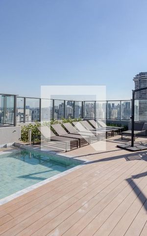 Studio à venda com 24m², 1 quarto e sem vaga Studio à venda com 24m², 1 quarto e sem vagaPiscina