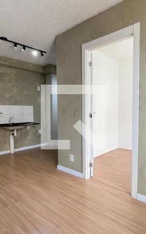 Apartamento à venda com 35m², 2 quartos e sem vaga Apartamento à venda com 35m², 2 quartos e sem vagaSala