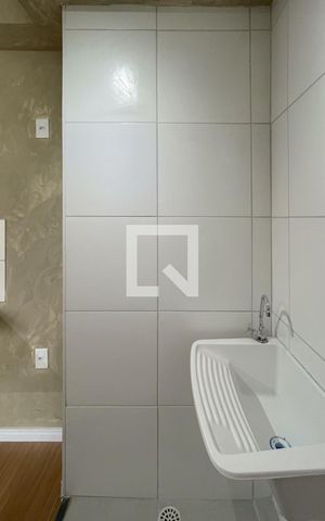 Apartamento à venda com 35m², 2 quartos e sem vaga Apartamento à venda com 35m², 2 quartos e sem vagaÁrea de Serviço