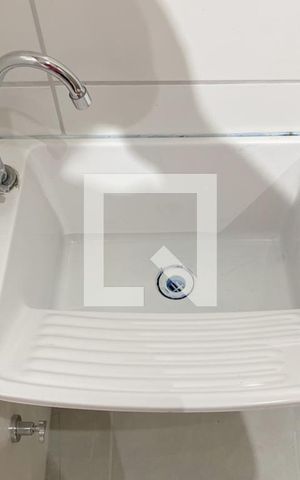 Apartamento à venda com 35m², 2 quartos e sem vaga Apartamento à venda com 35m², 2 quartos e sem vagaÁrea de Serviço