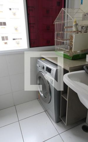 Apartamento à venda com 71m², 3 quartos e 1 vagaÁrea de Serviço