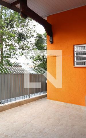 Casa para alugar com 104m², 2 quartos e 2 vagasÁrea Externa