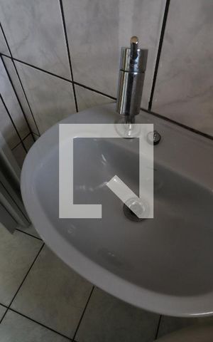 Casa para alugar com 104m², 2 quartos e 2 vagasBanheiro da Suíte