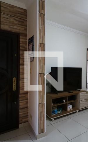 Casa para alugar com 104m², 2 quartos e 2 vagasSala