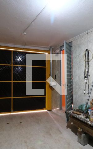 Casa para alugar com 104m², 2 quartos e 2 vagasDepósito