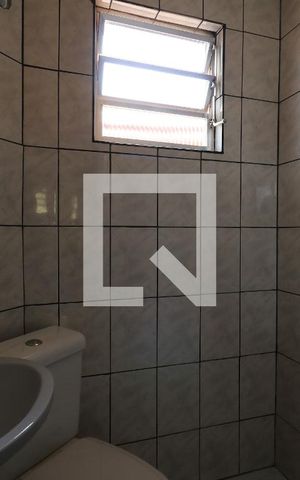 Casa para alugar com 104m², 2 quartos e 2 vagasBanheiro da Suíte