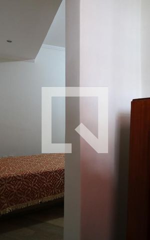 Casa para alugar com 104m², 2 quartos e 2 vagasQuarto 1