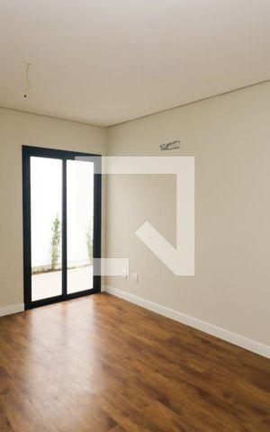 Casa de condomínio à venda com 93m², 3 quartos e 1 vaga Casa de condomínio à venda com 93m², 3 quartos e 1 vagaQuarto Suíte