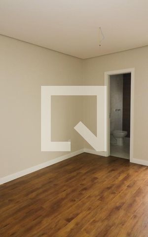 Casa de condomínio à venda com 93m², 3 quartos e 1 vaga Casa de condomínio à venda com 93m², 3 quartos e 1 vagaQuarto Suíte