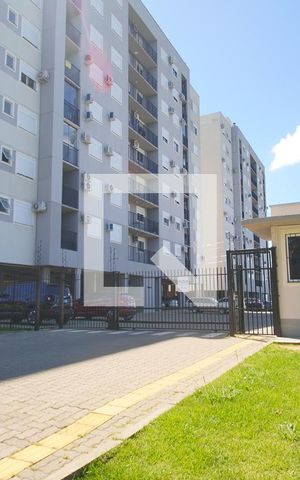 Apartamento à venda com 56m², 2 quartos e 1 vaga Apartamento à venda com 56m², 2 quartos e 1 vagaFachada do bloco