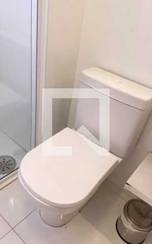 Apartamento para alugar com 90m², 2 quartos e 2 vagas Apartamento para alugar com 90m², 2 quartos e 2 vagasBanheiro 1