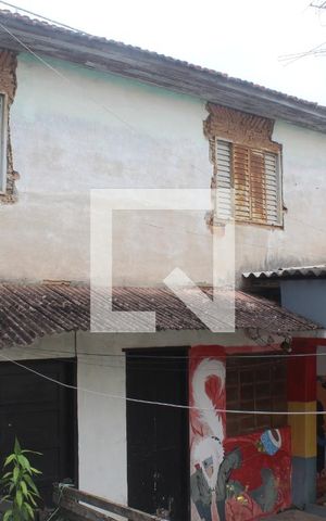 Casa à venda com 400m², 8 quartos e sem vagaÁrea externa e casas