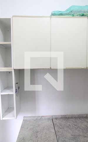 Apartamento para alugar com 60m², 2 quartos e 1 vagaÁrea de Serviço - Quarto