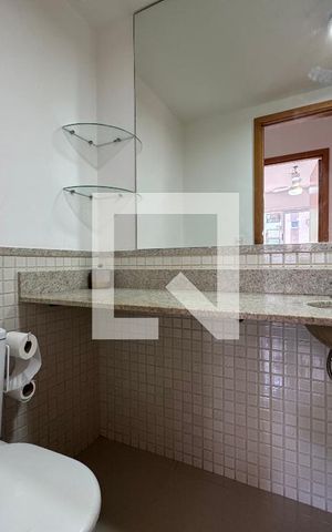 Apartamento para alugar com 65m², 2 quartos e 1 vaga Apartamento para alugar com 65m², 2 quartos e 1 vagaBanheiro Social