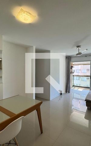 Apartamento para alugar com 65m², 2 quartos e 1 vaga Apartamento para alugar com 65m², 2 quartos e 1 vagaSala