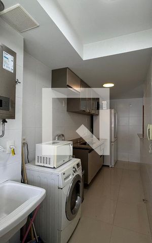 Apartamento para alugar com 65m², 2 quartos e 1 vaga Apartamento para alugar com 65m², 2 quartos e 1 vagaCozinha e Área de Serviço