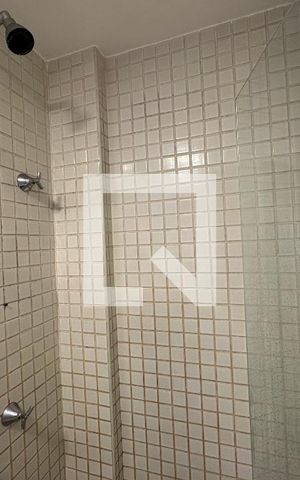 Apartamento para alugar com 65m², 2 quartos e 1 vaga Apartamento para alugar com 65m², 2 quartos e 1 vagaSuíte - Banheiro