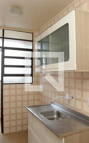 Apartamento para alugar com 60m², 1 quarto e sem vagaCozinha + Área de Serviço