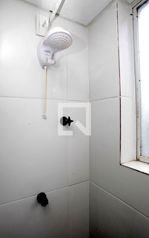 Apartamento para alugar com 60m², 1 quarto e sem vagaBanheiro