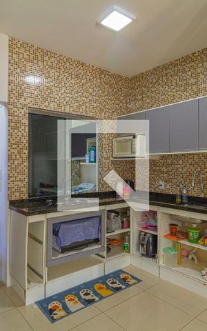 Casa para alugar com 118m², 3 quartos e 1 vaga Casa para alugar com 118m², 3 quartos e 1 vagaCozinha