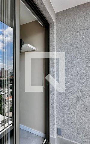 Apartamento à venda com 34m², 1 quarto e sem vaga Apartamento à venda com 34m², 1 quarto e sem vagaSacada