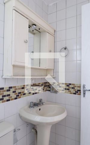 Apartamento à venda com 64m², 2 quartos e 1 vagaBanheiro Social