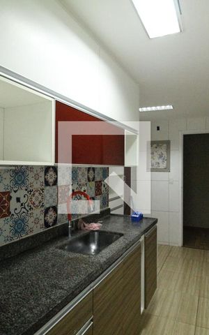 Apartamento à venda com 107m², 4 quartos e 1 vagaCozinha