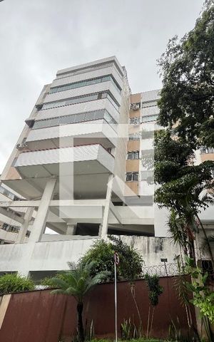 Apartamento à venda com 107m², 4 quartos e 1 vaga Apartamento à venda com 107m², 4 quartos e 1 vagaFachada do bloco