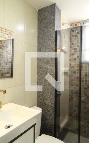 Apartamento à venda com 107m², 4 quartos e 1 vagaBanheiro social