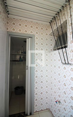 Apartamento à venda com 78m², 3 quartos e 1 vagaÁrea de Serviço