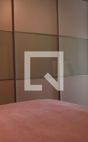 Casa à venda com 140m², 2 quartos e 2 vagasSuite 2 -armario