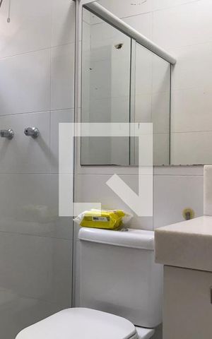 Casa à venda com 140m², 2 quartos e 2 vagasBanheiro suite 1