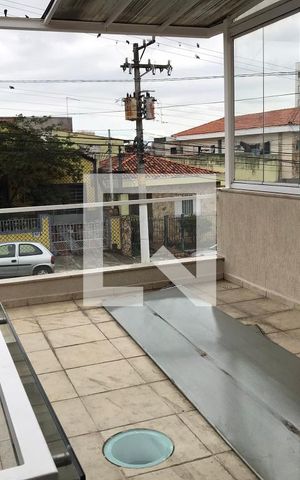 Casa à venda com 140m², 2 quartos e 2 vagasVaranda com churrasqueira