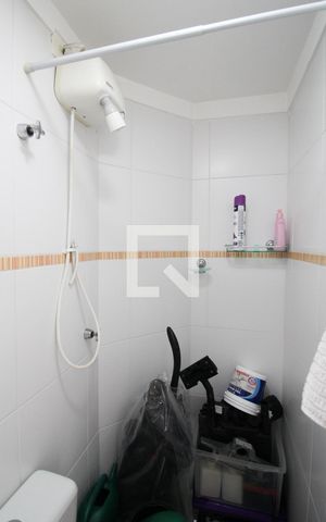 Apartamento à venda com 213m², 4 quartos e 3 vagas Apartamento à venda com 213m², 4 quartos e 3 vagasBanheiro de serviço
