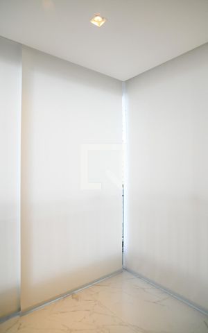 Studio à venda com 34m², 1 quarto e 1 vaga Studio à venda com 34m², 1 quarto e 1 vagaVaranda