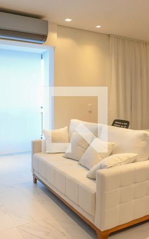 Studio à venda com 34m², 1 quarto e 1 vaga Studio à venda com 34m², 1 quarto e 1 vagaSala